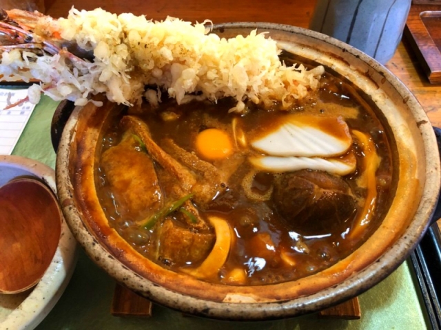 盛喜の天ぷら味噌煮込みうどん