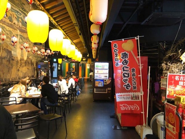 昭和横丁の休憩所